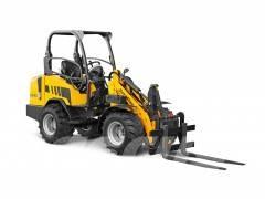 Schäffer 2445 S 輪胎式裝載機