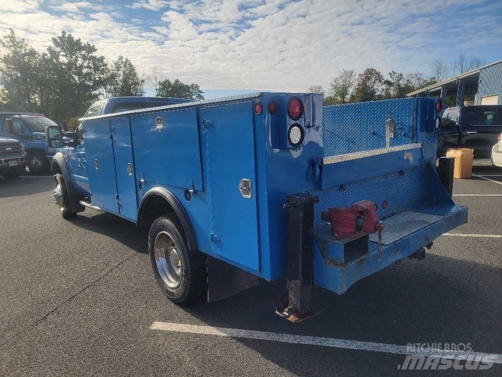 Ford F 550 XL 都市/通用型車輛