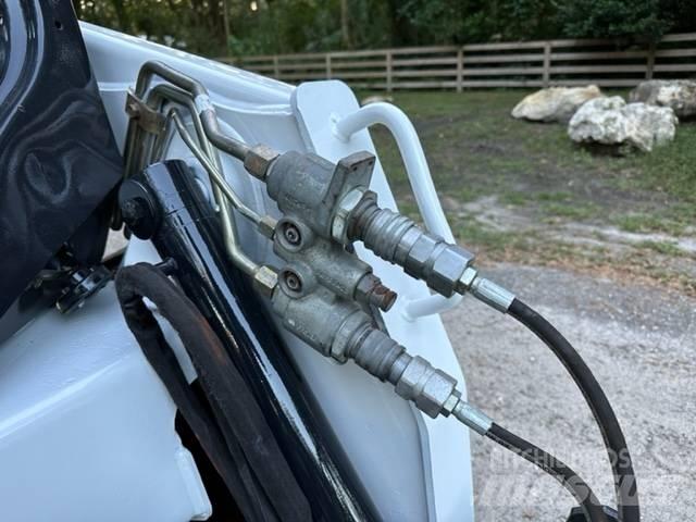 Bobcat S 450 滑移轉向裝載機