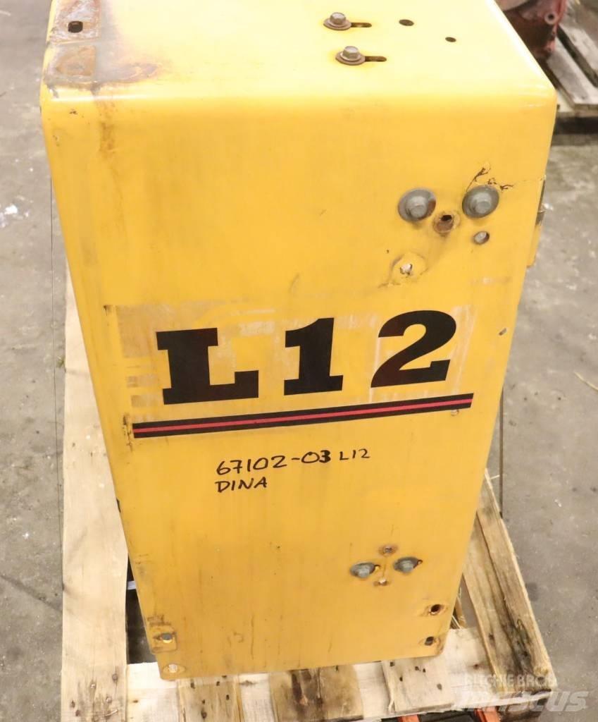 Ljungby L 12 駕駛室與內部