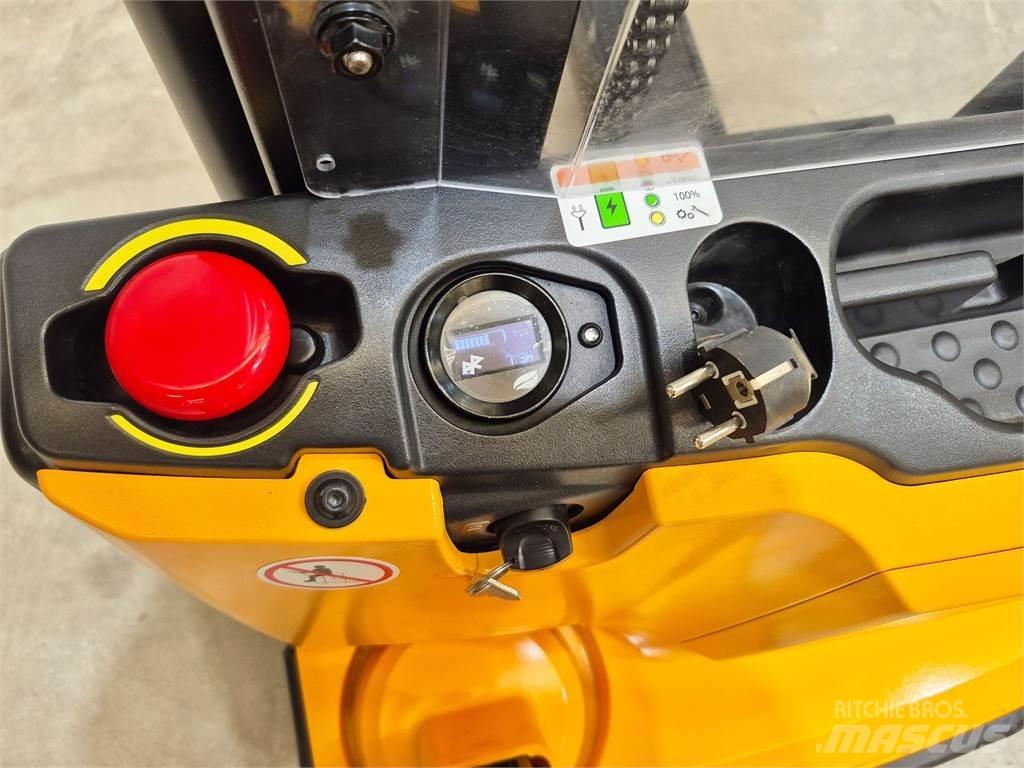  ESA121 2S360 行走控制式堆積機