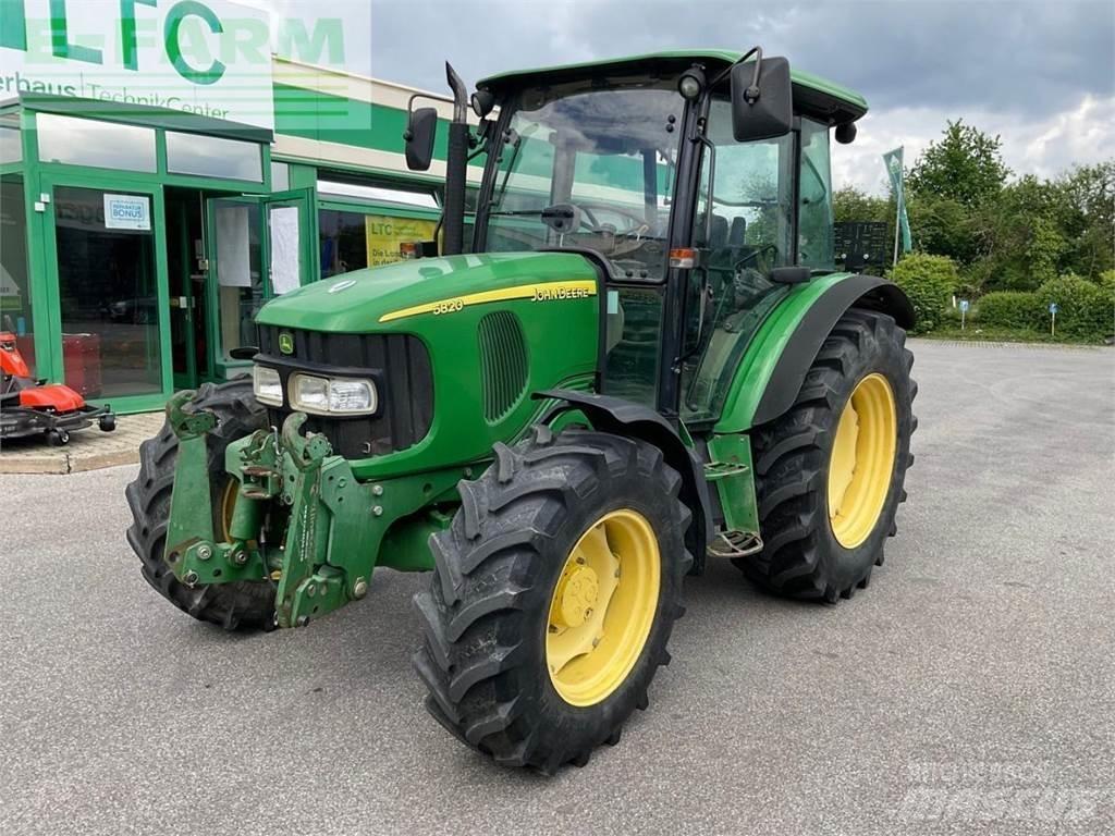 John Deere 5820 曳引機