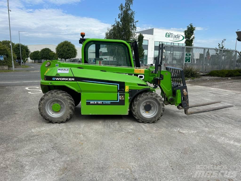 Merlo EW25.5-90 伸縮臂操作車