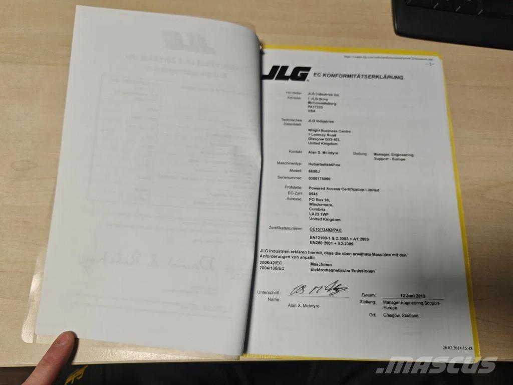 JLG 660 SJ 伸縮臂高空作業車