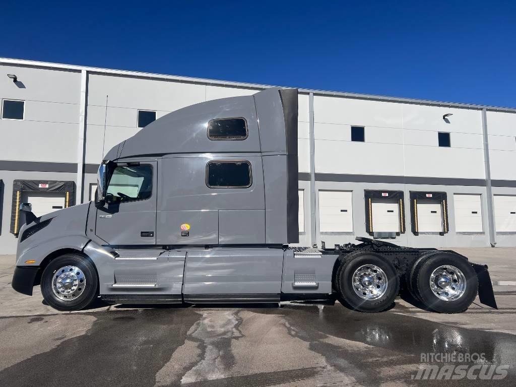 Volvo VNL860 曳引機組件