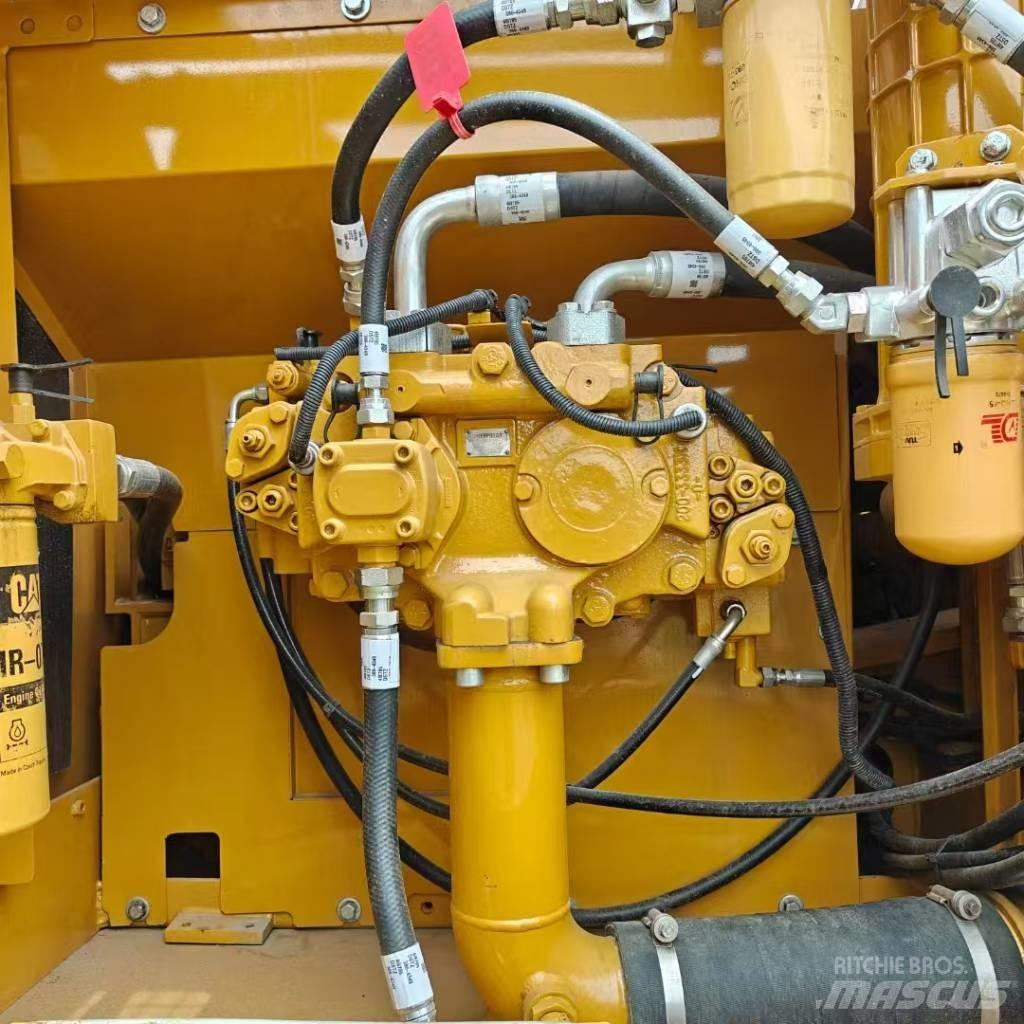 CAT 329 D 履帶式 挖土機/掘鑿機/挖掘機