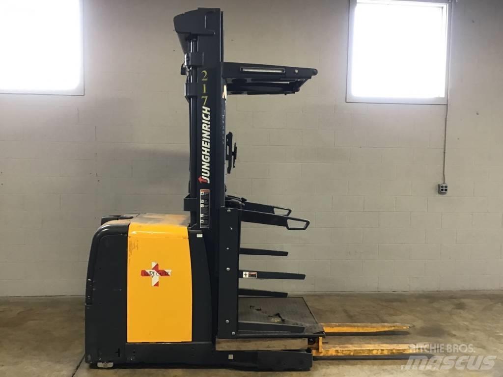 Jungheinrich EKS208 中端式裝載機