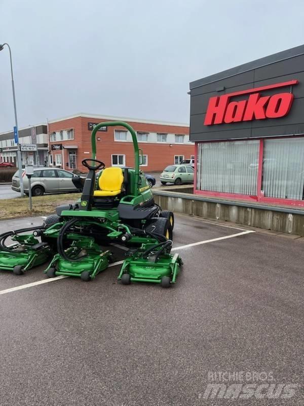 John Deere 9009 長草、修整和環繞割草機