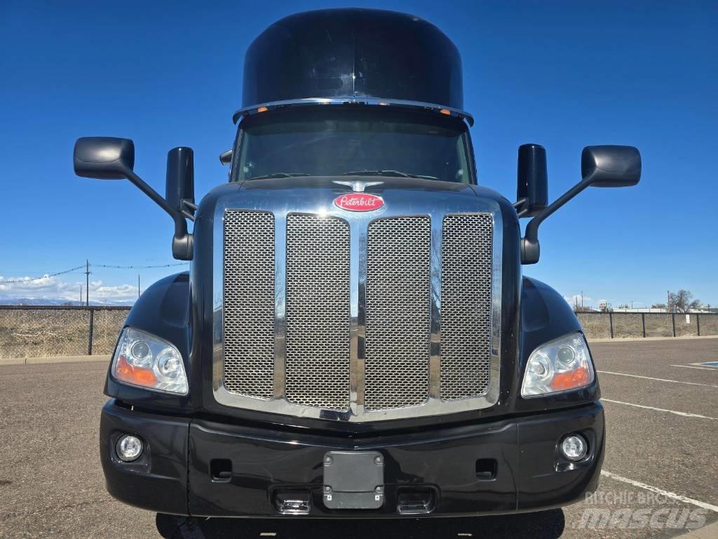 Peterbilt 579 曳引機組件