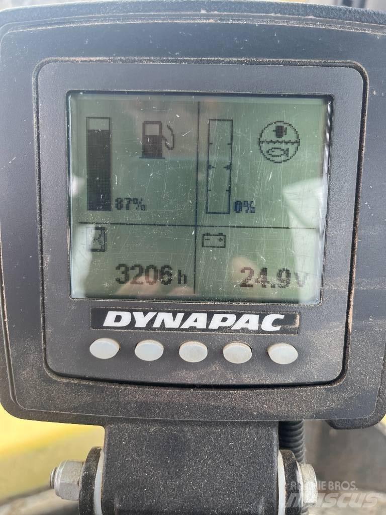 Dynapac CC 224 HF 雙輪滾壓機