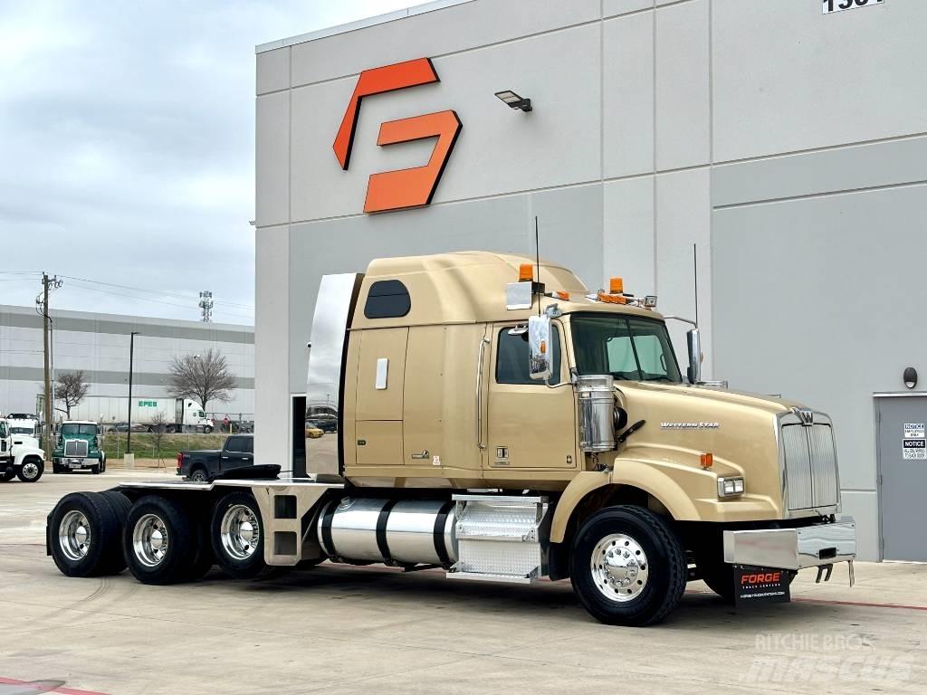 Western Star 4900 曳引機組件