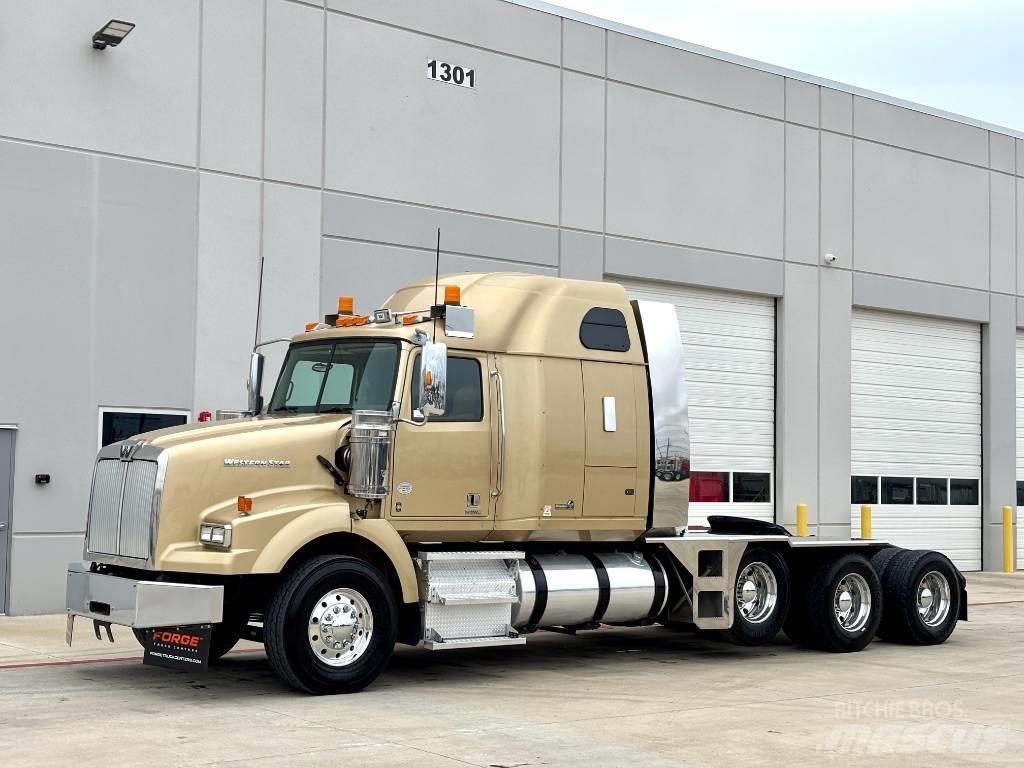 Western Star 4900 曳引機組件