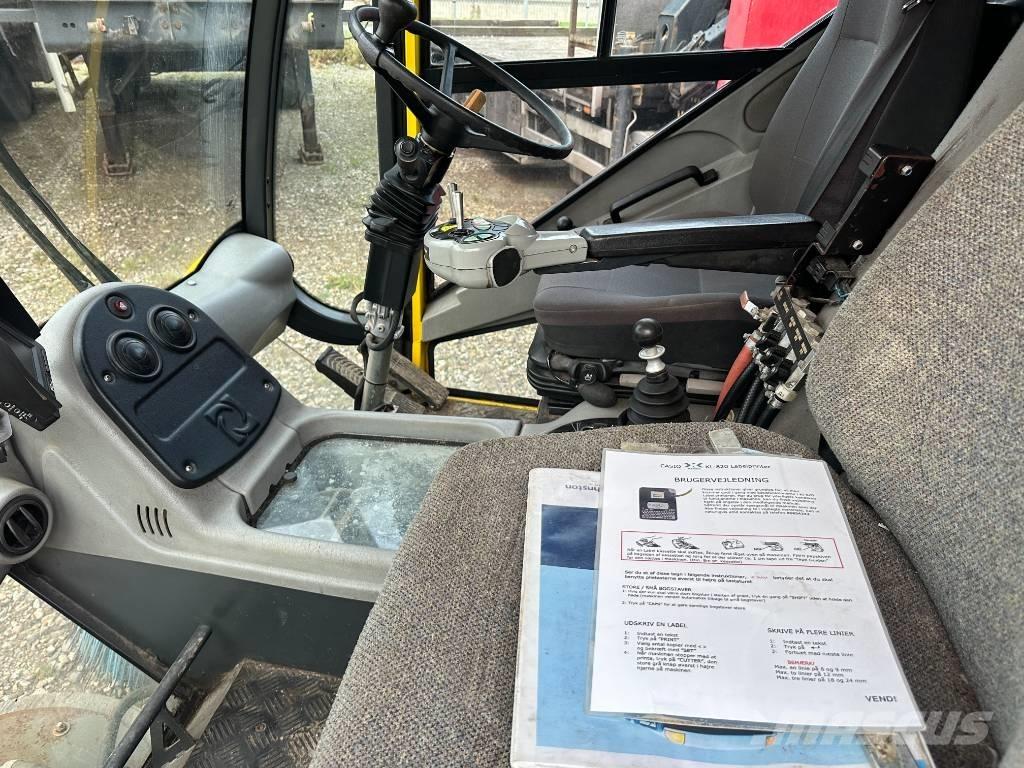 Johnston CN400 掃倉機