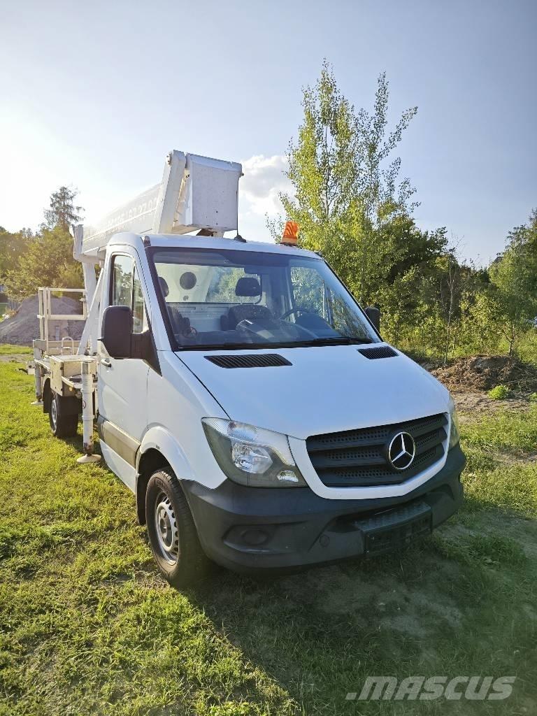 Palfinger P 250 BK 卡車裝載高空作業車