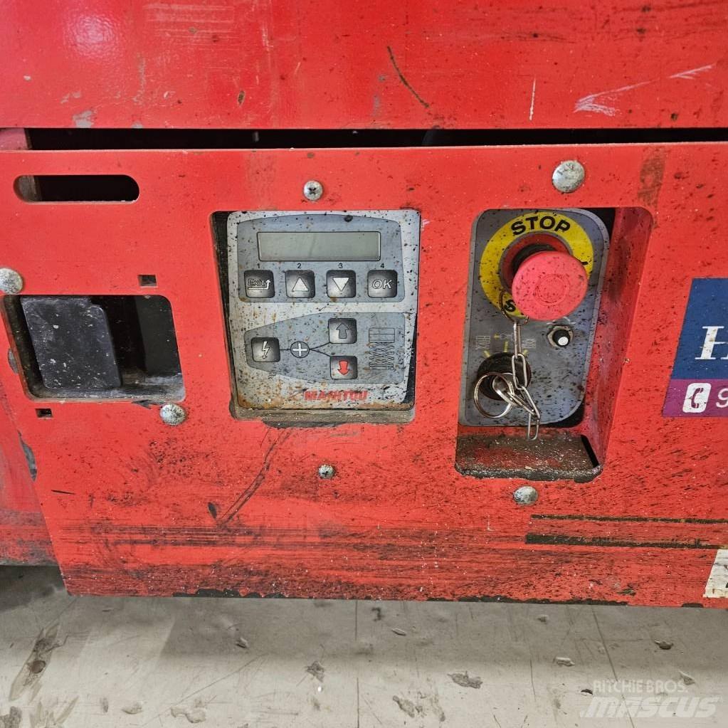 Manitou 78 SEC 剪式升降機