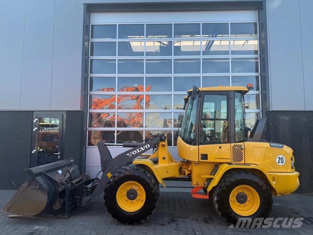 Volvo L35G 輪胎式裝載機