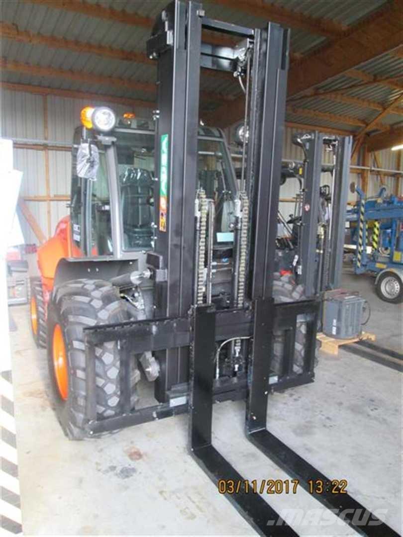 Ausa C500 HX4 越野車