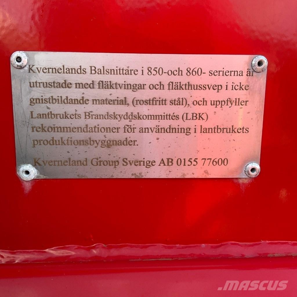 Kverneland 852 草捆撕碎機、切割機、拆袋機
