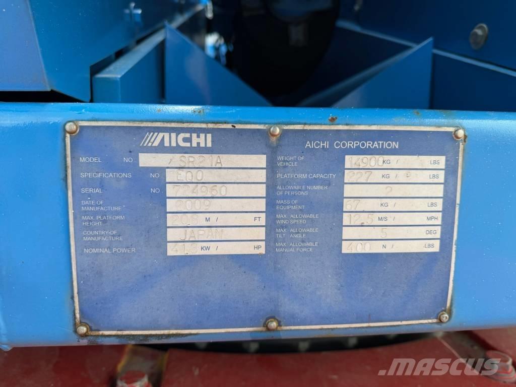 Aichi SR 21 A 伸縮臂高空作業車