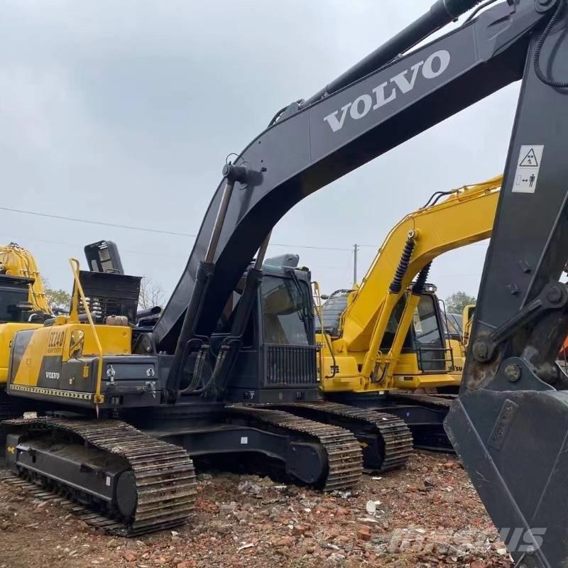 Volvo EC 240 履帶式 挖土機/掘鑿機/挖掘機