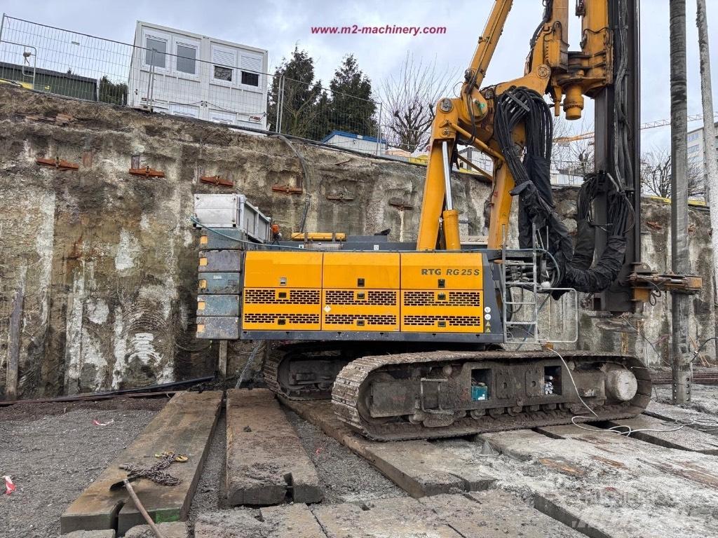 Bauer RTG RG 25 S 重型鑽孔機