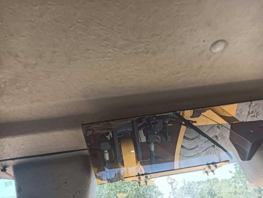 Komatsu WA 470 輪胎式裝載機