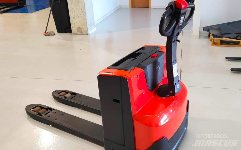 BT LWE 180 低架升降機