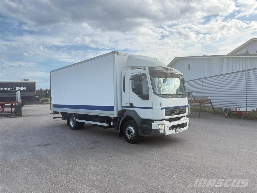 Volvo FL240 4x2 貨箱式卡車