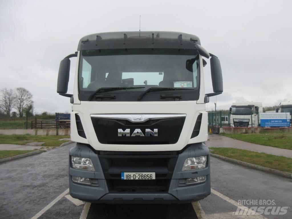 MAN TGS 32.400 吊鉤式起重車