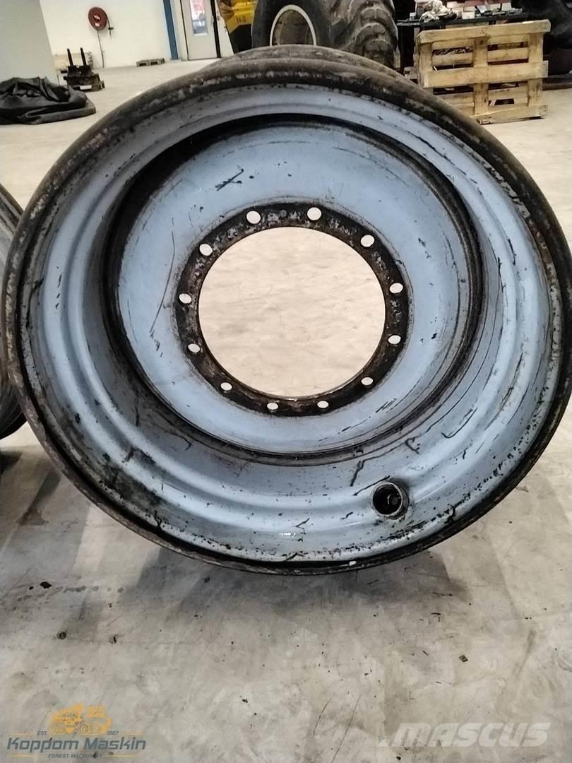 Valmet 901 20x34 輪胎、車輪和輪圈