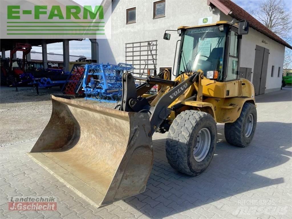 Volvo l 30b pro 小型挖土機/掘鑿機<7t(小型挖掘機)