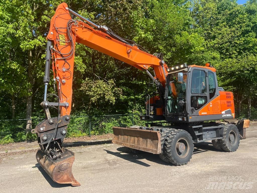 Doosan DX 165 W-5 旋轉式挖土機/掘鑿機/挖掘機