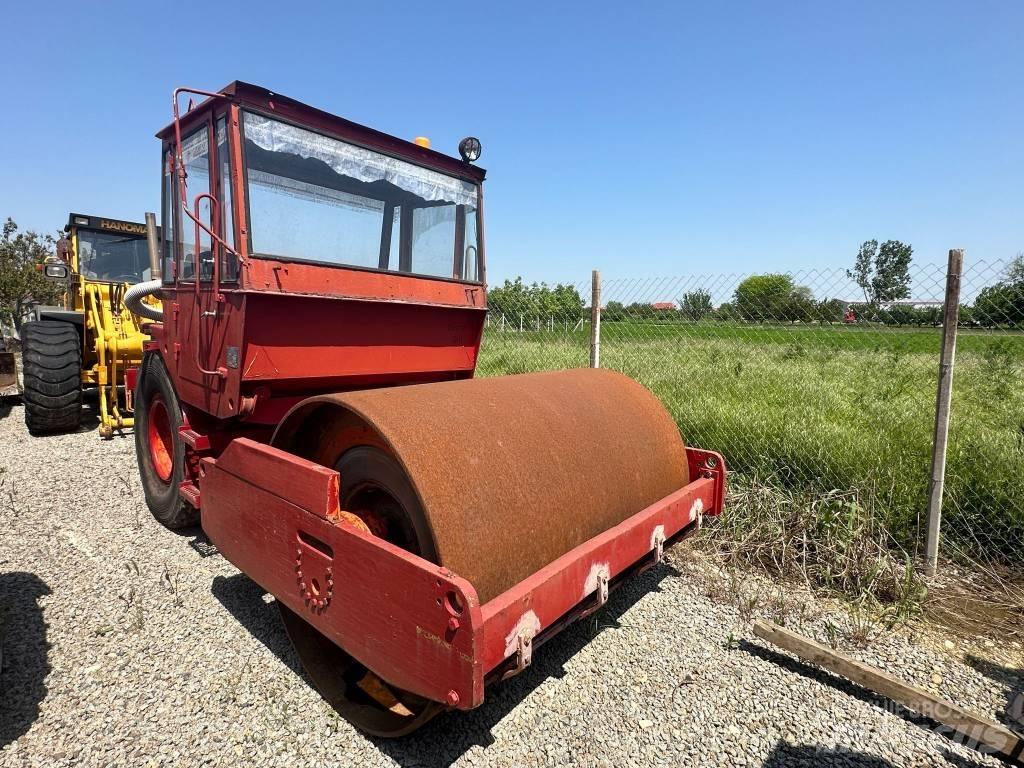 Hamm HW 2304 S 單輪滾壓機