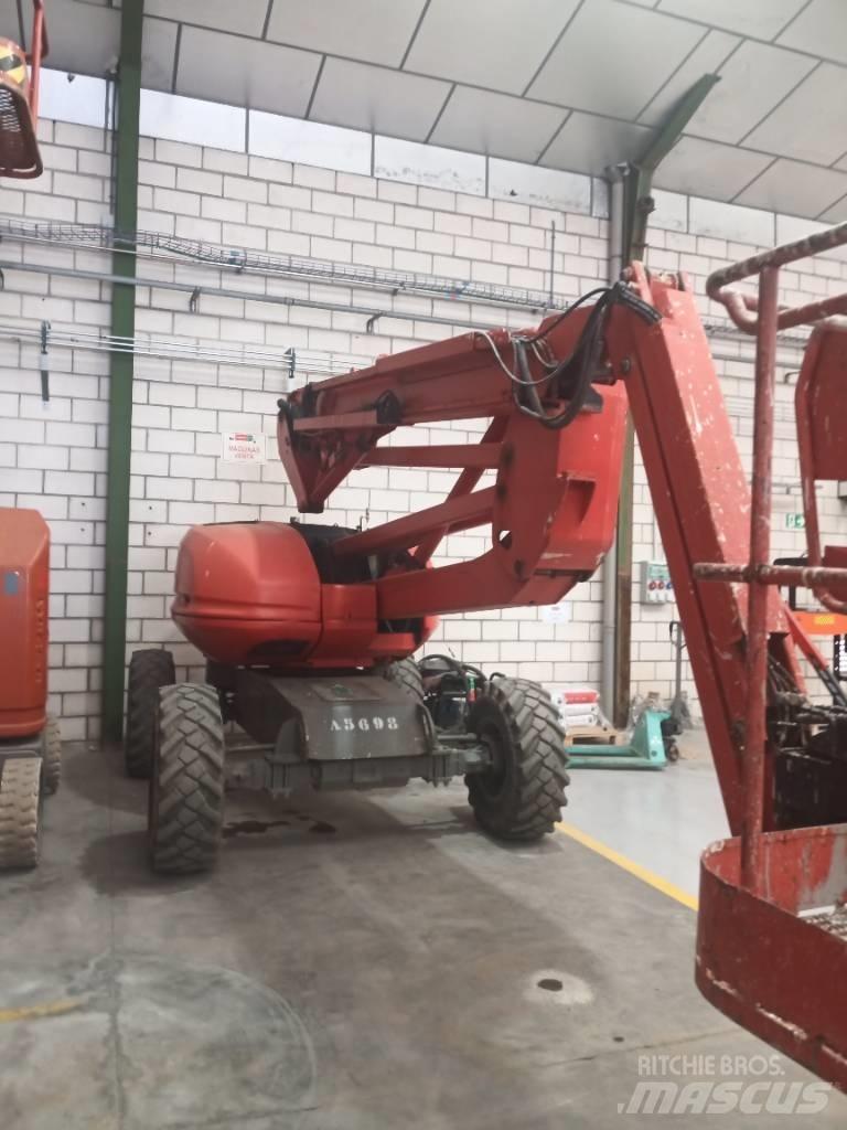 Manitou 160 ATJ 曲臂高空作業車