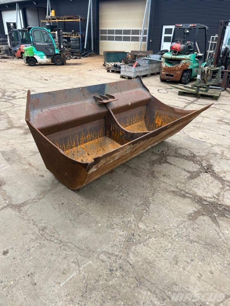  Andet Fast planer 其他組件