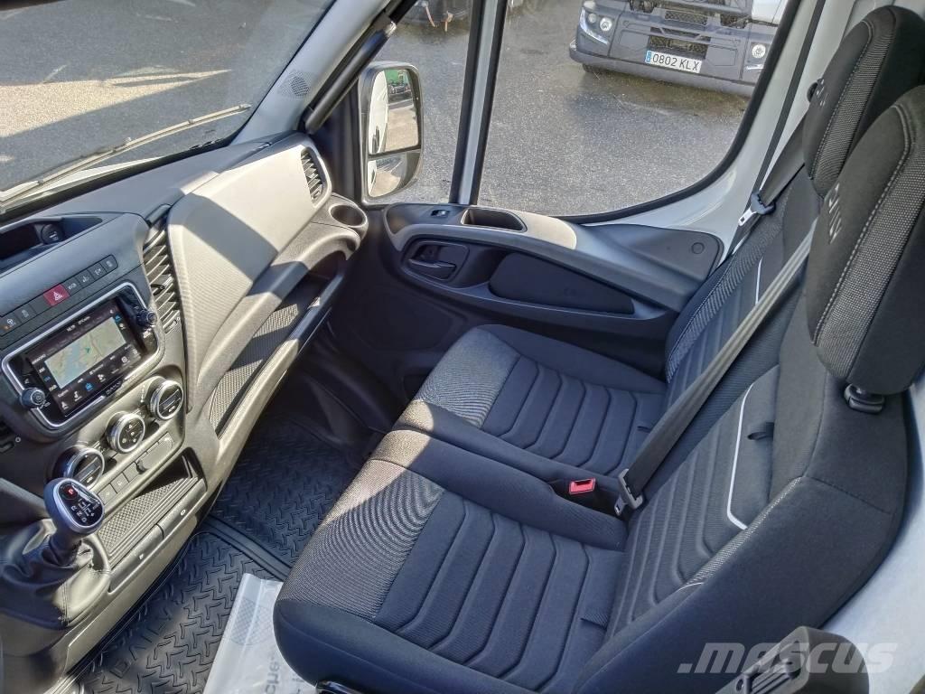 Iveco Daily 35 S12 車廂
