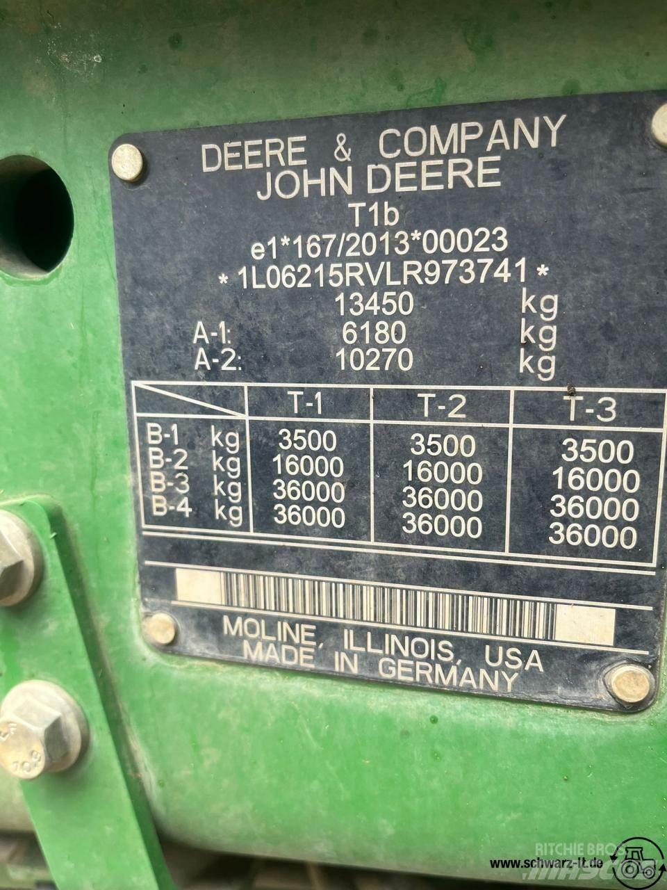 John Deere 6215R 曳引機