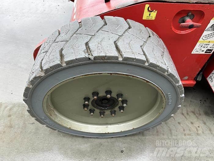 Manitou 150AETJ-C 曲臂高空作業車