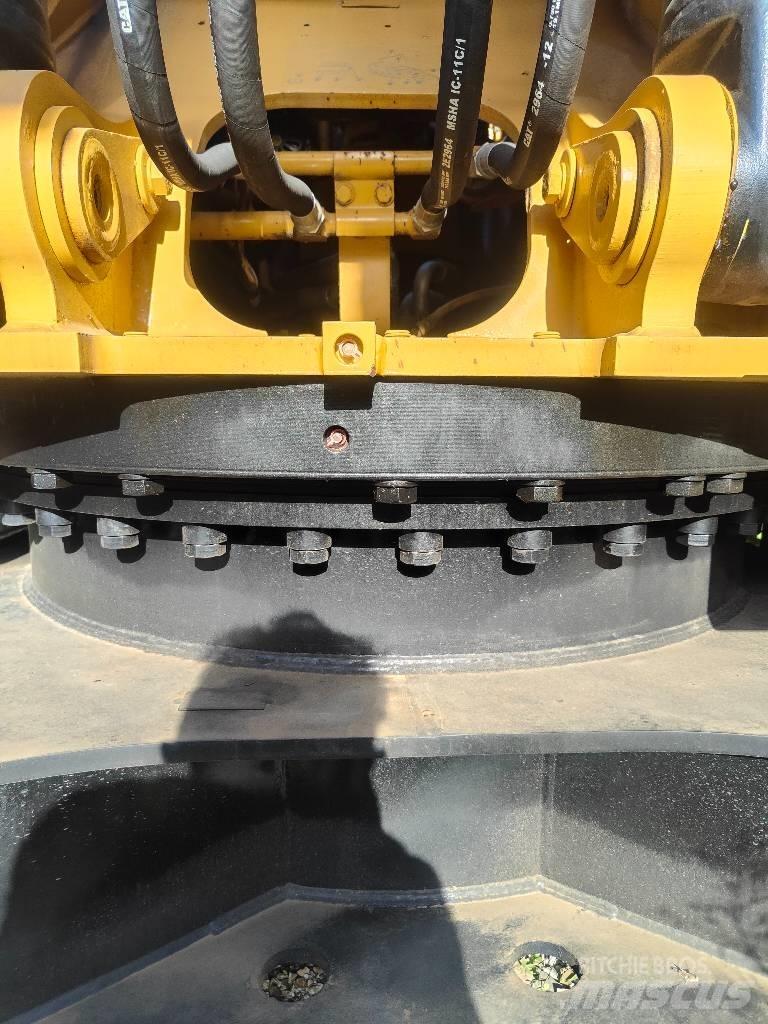 CAT 330 D 履帶式 挖土機/掘鑿機/挖掘機