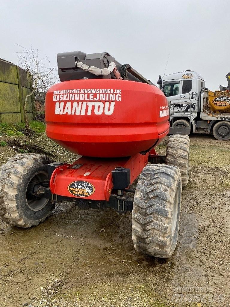 Manitou 180 ATJ 曲臂高空作業車