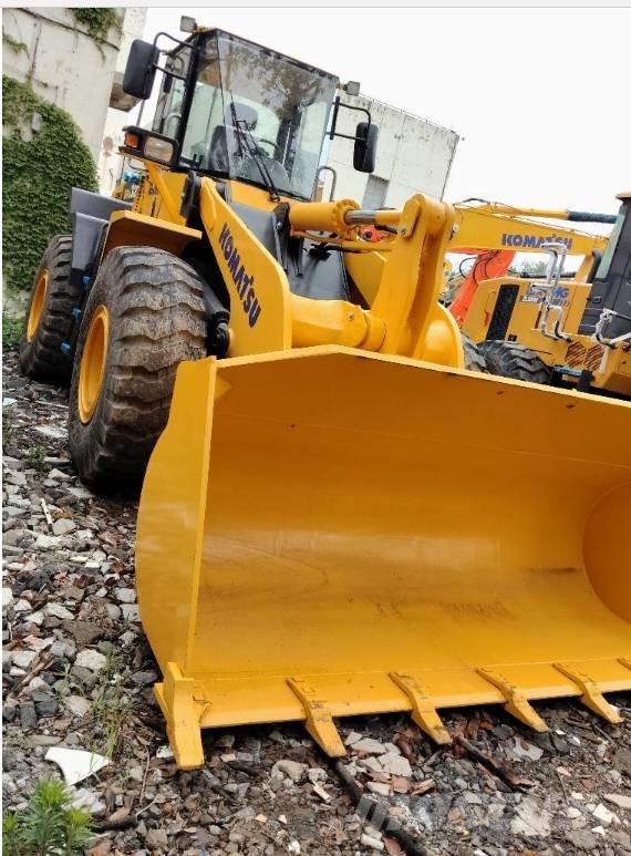Komatsu WA 320-5 輪胎式裝載機