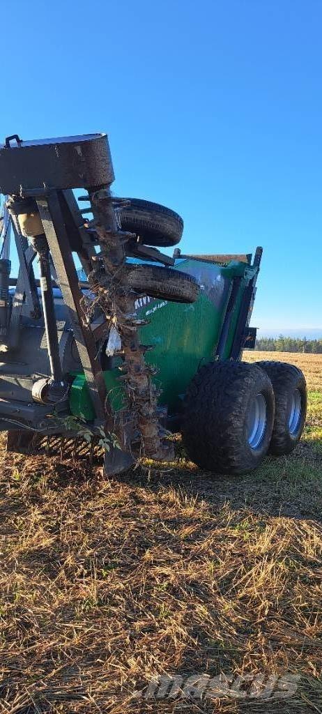 Kivi-Pekka KP 7 FD 撿石機