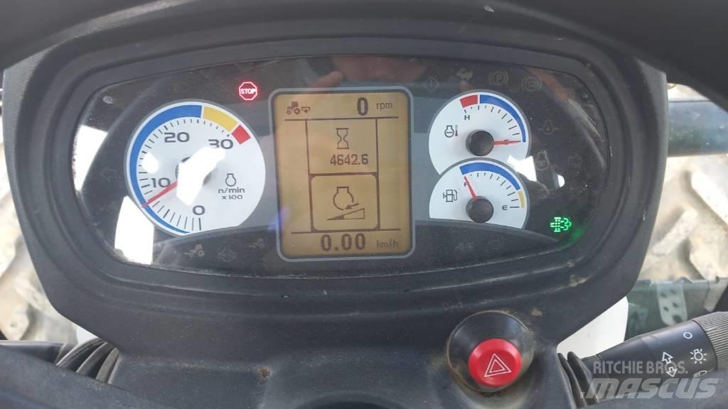 New Holland T 4.85 曳引機