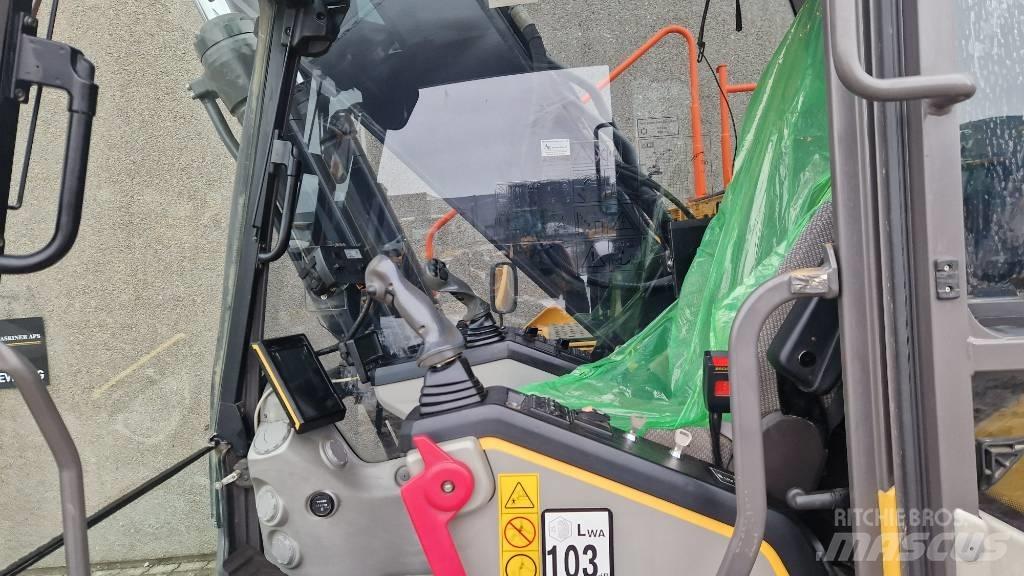 Volvo EC 250 EL 履帶式 挖土機/掘鑿機/挖掘機