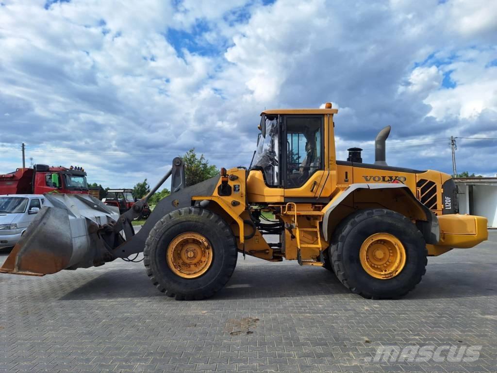 Volvo L 120 F 輪胎式裝載機