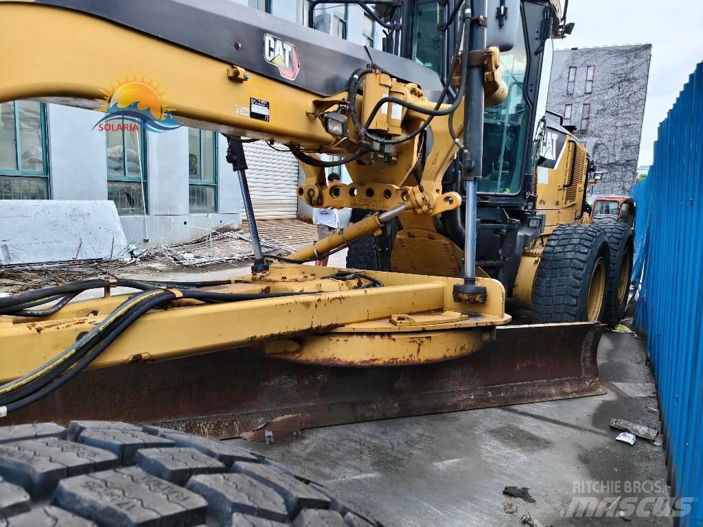 CAT 160 M 平土機