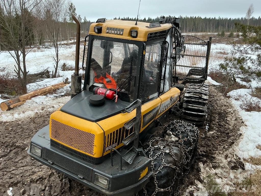 Ponsse Wisent 8w 集運機