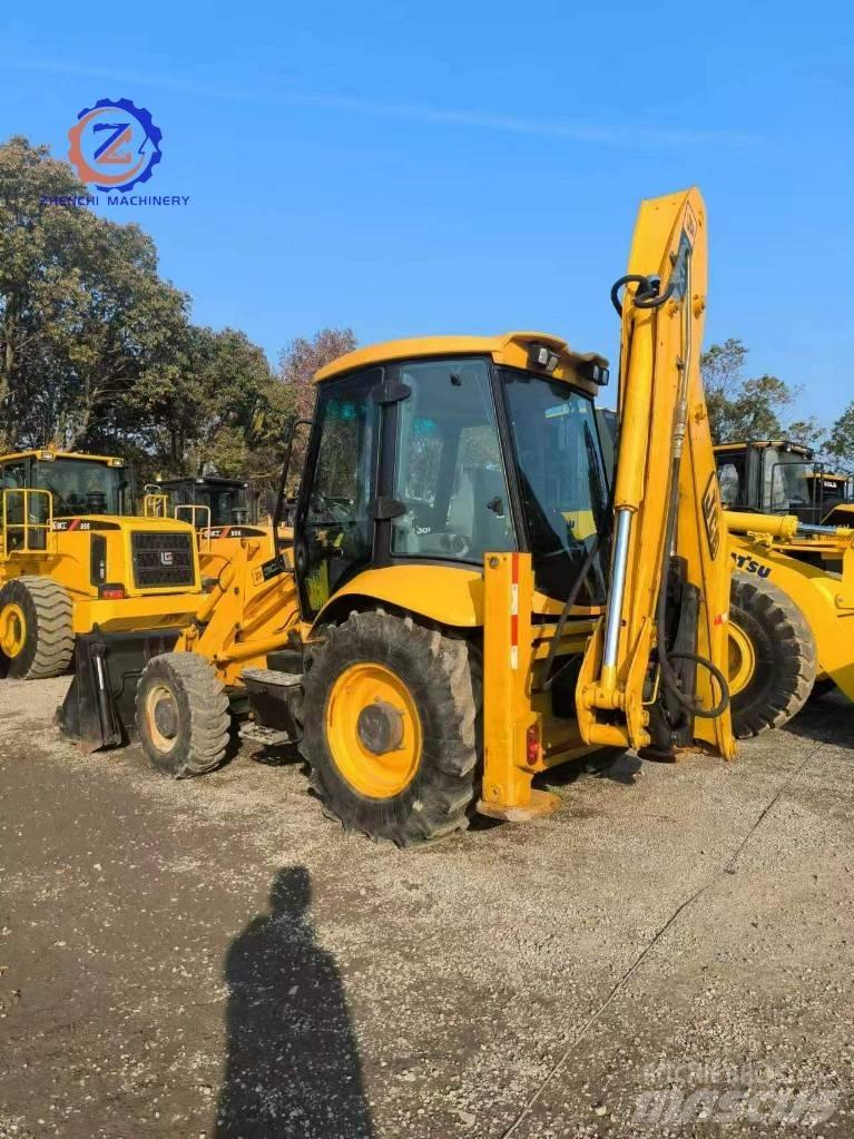 JCB 3 CX 反鏟裝載機
