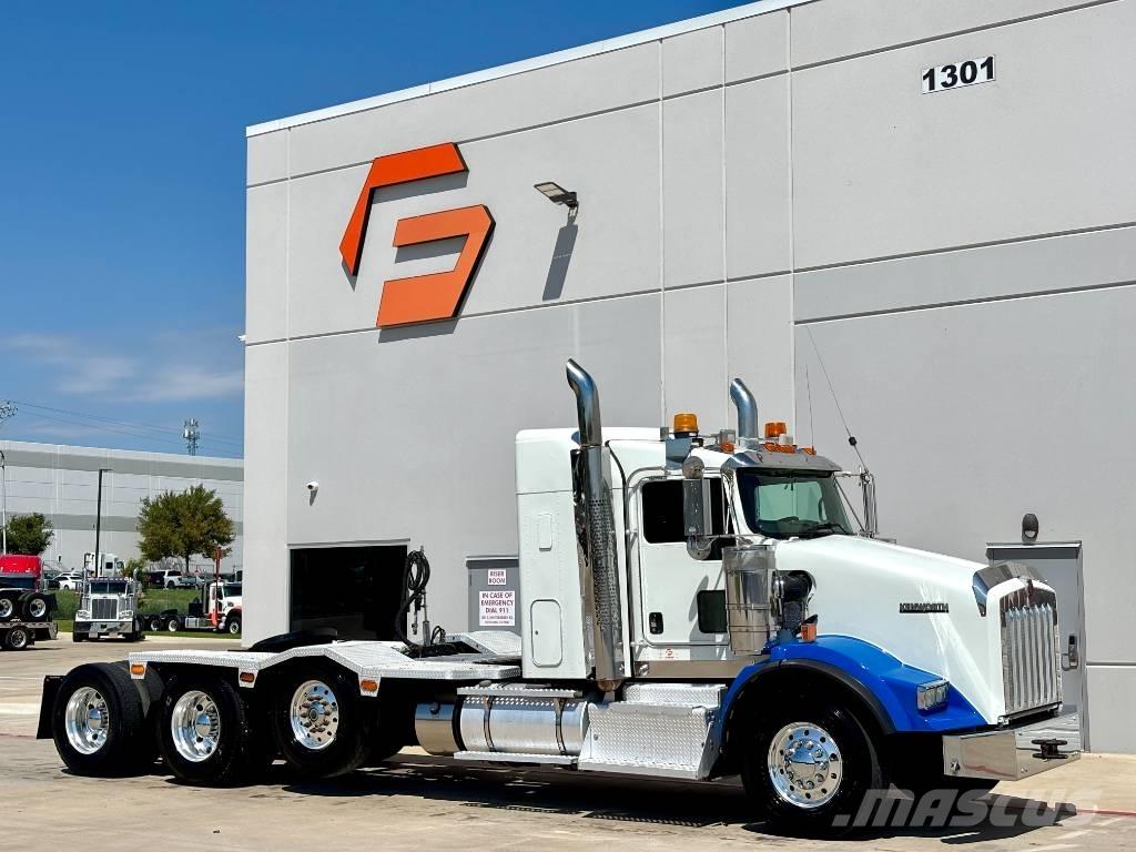Kenworth T 800 曳引機組件
