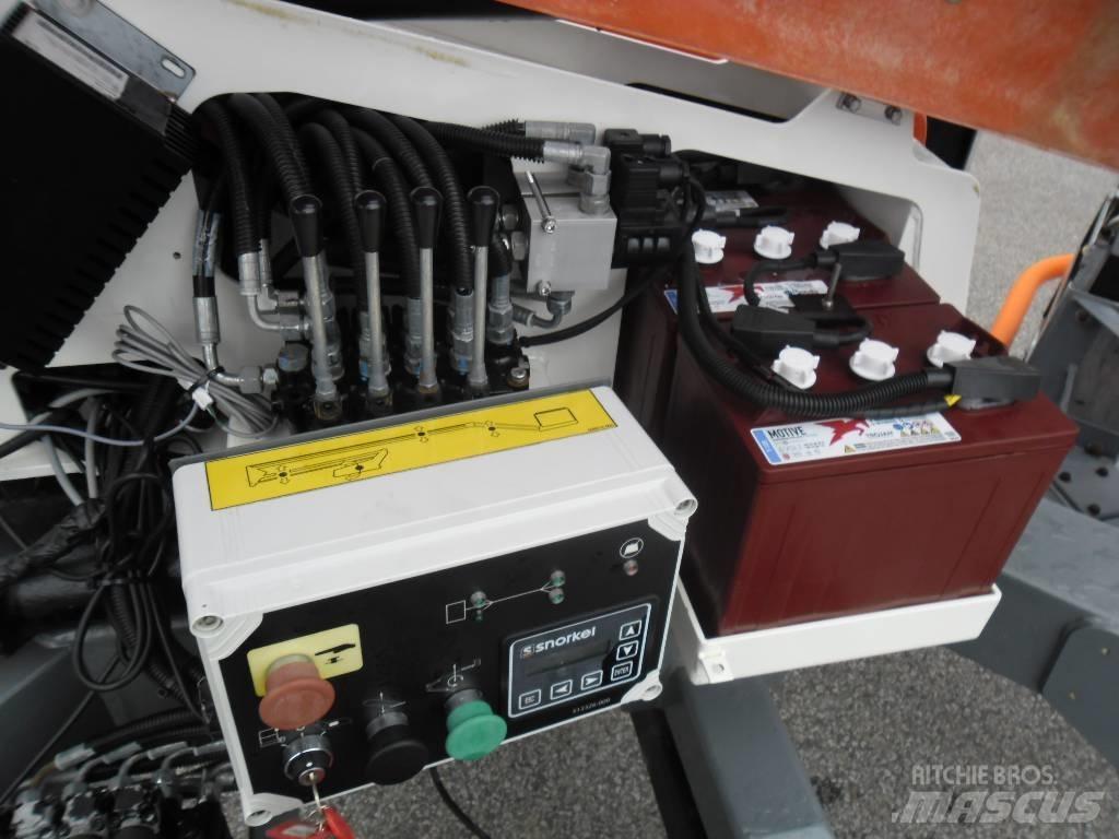 Snorkel TL 37 J 拖車裝載高空作業平台